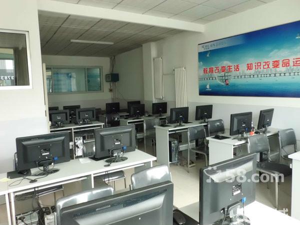 太原電腦學校 平面設計與軟件開發，行知堂助您成就理想之路